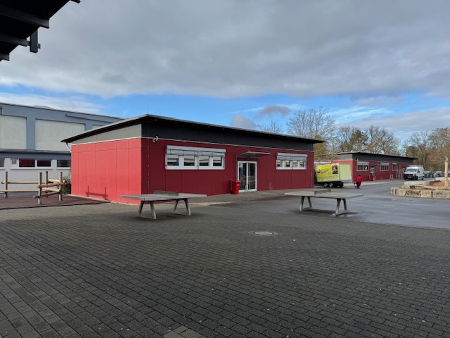 Sonnenrollos an Haus 8